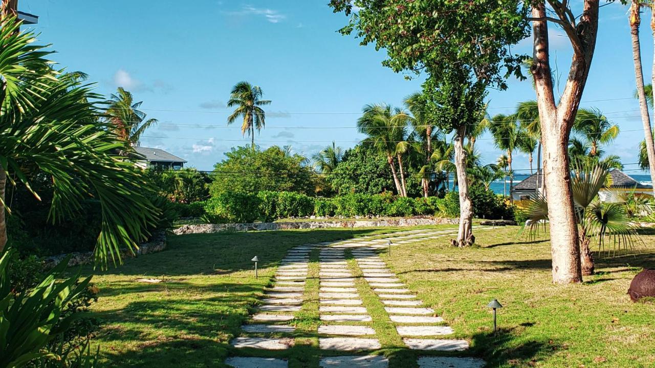 Pineapple Fields Aparthotel Governor’s Harbour Bagian luar foto